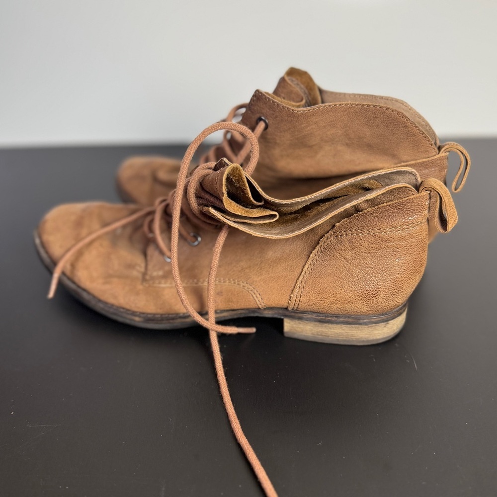 Sam Edelman Brown Lace Up Boots - 7.5 - Picture 7 of 8